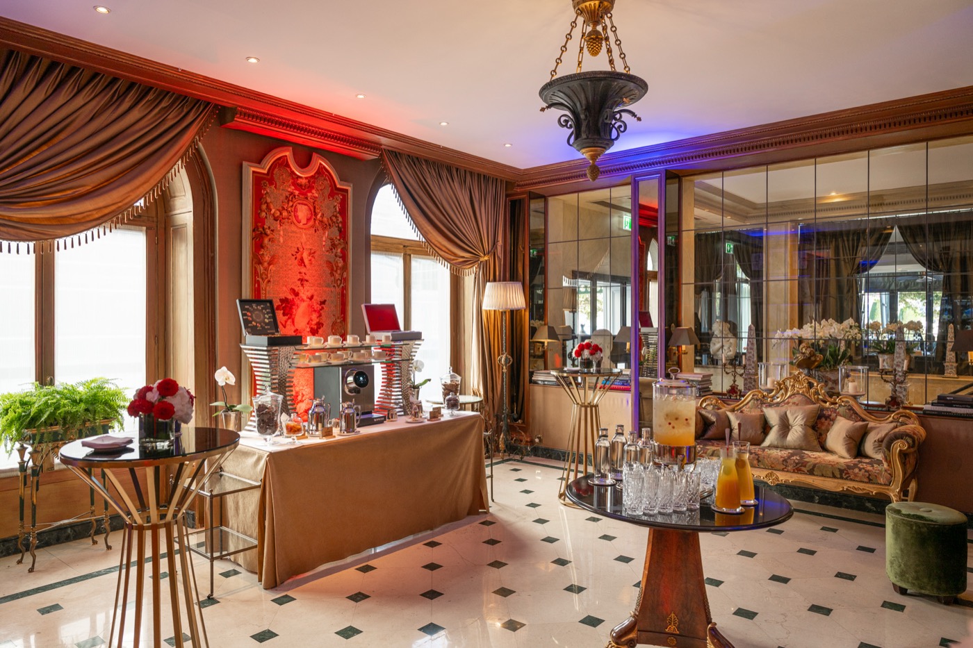 Evento corporativo de lujo — sala palacial, Madrid